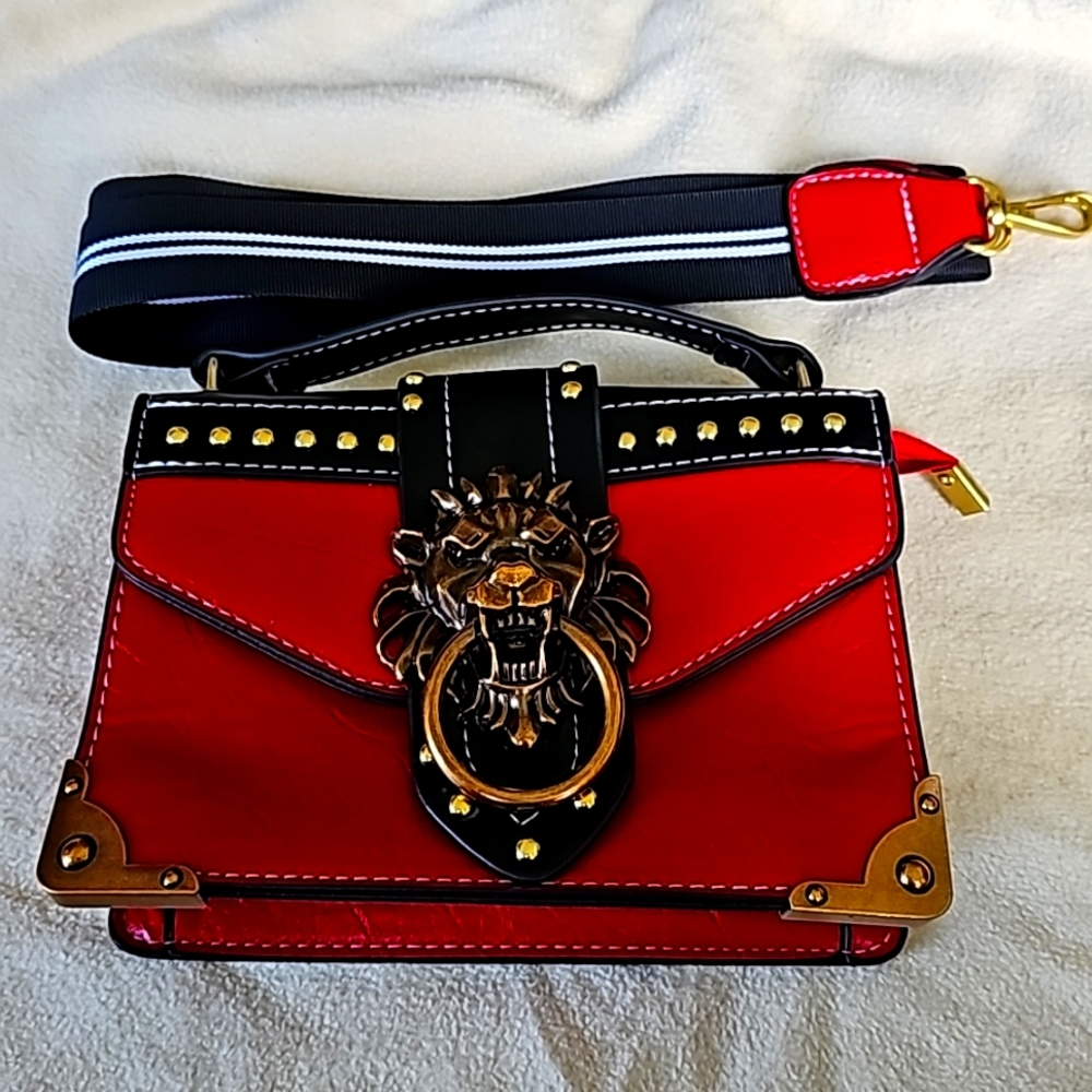 Chinese Lion Head - Crossbody Purse